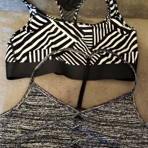Black & White Sports Bras - Geometric Print + Marled Grey Set